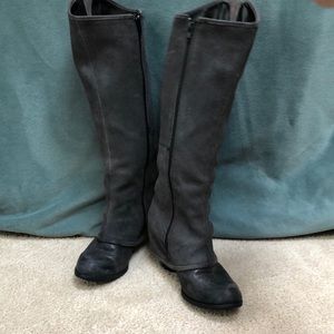 Fergie Boots